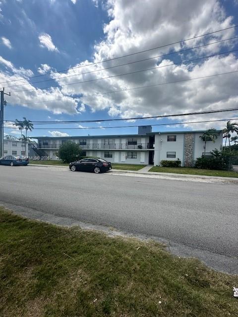 6780 SW 44th Street 2, Miami, FL 33155, Miami