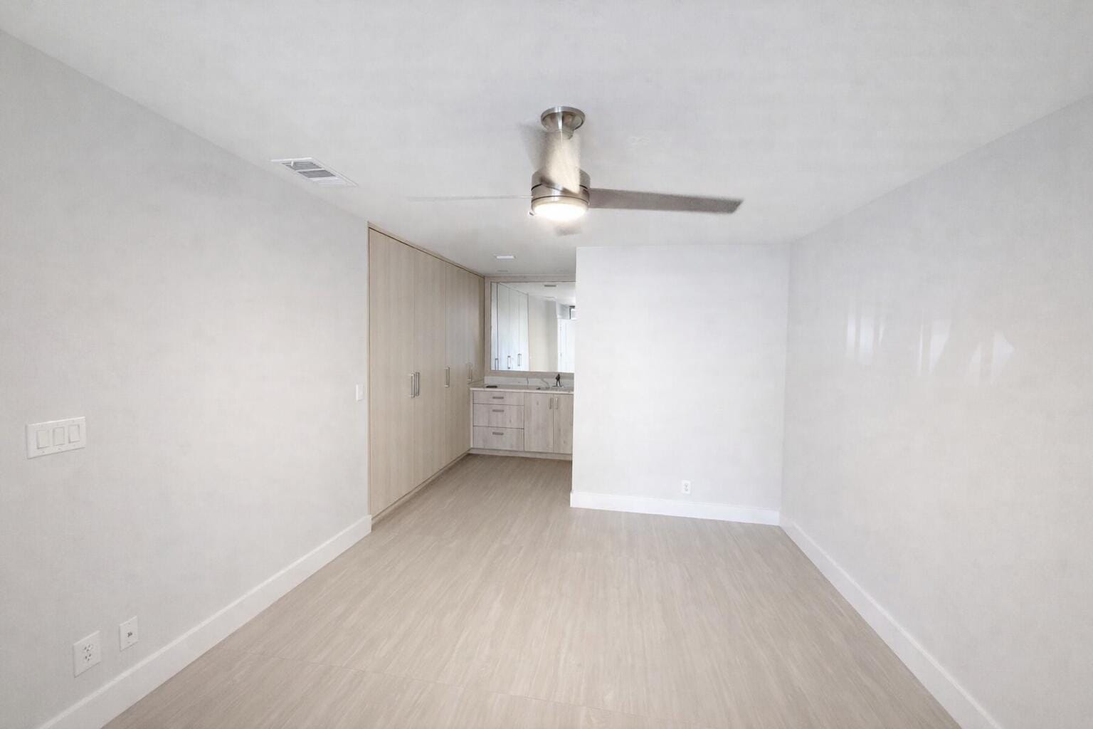 4106 S Carambola Circle 2107 — photo 11