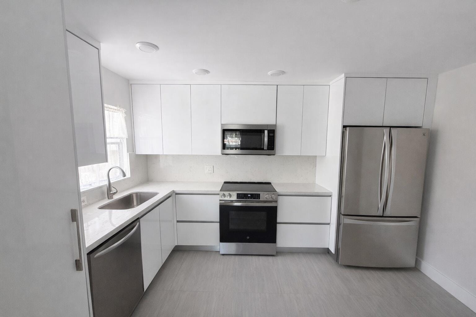 4106 S Carambola Circle 2107 — photo 3