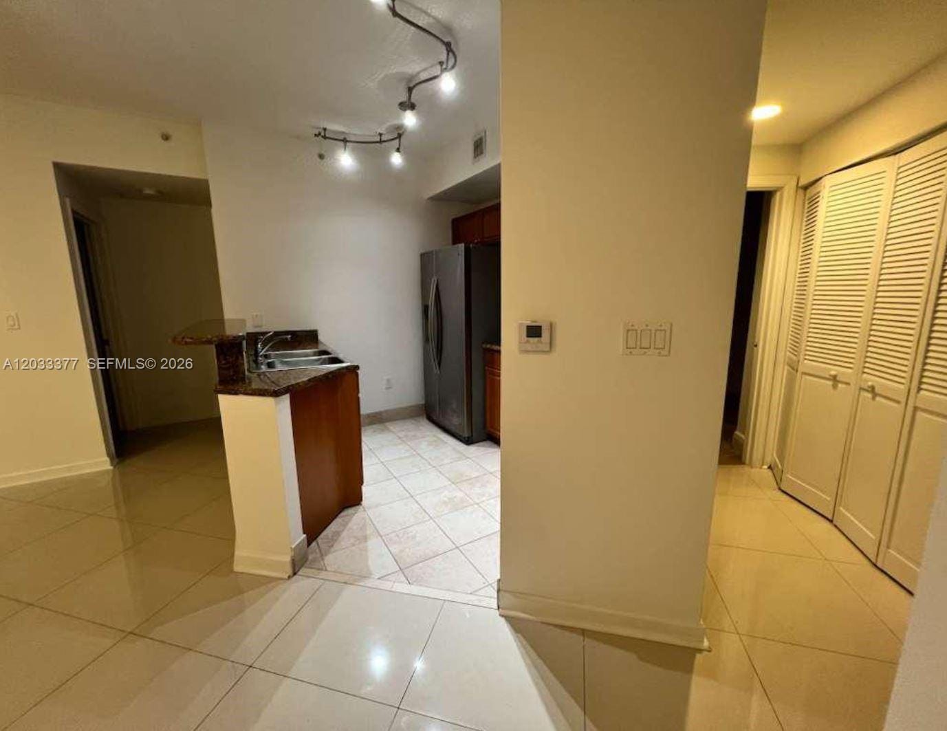 357 Almeria Avenue 601 — photo 7