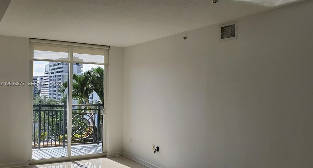 357 Almeria Avenue 601 — photo 8