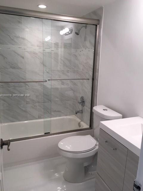 431 NE 210 Cir Terrace 10224, Miami, FL 33179, Miami