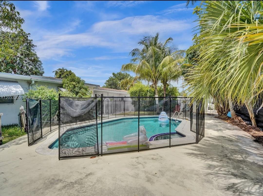 2442 Garfield Street 4, Hollywood, FL 33020, Hollywood