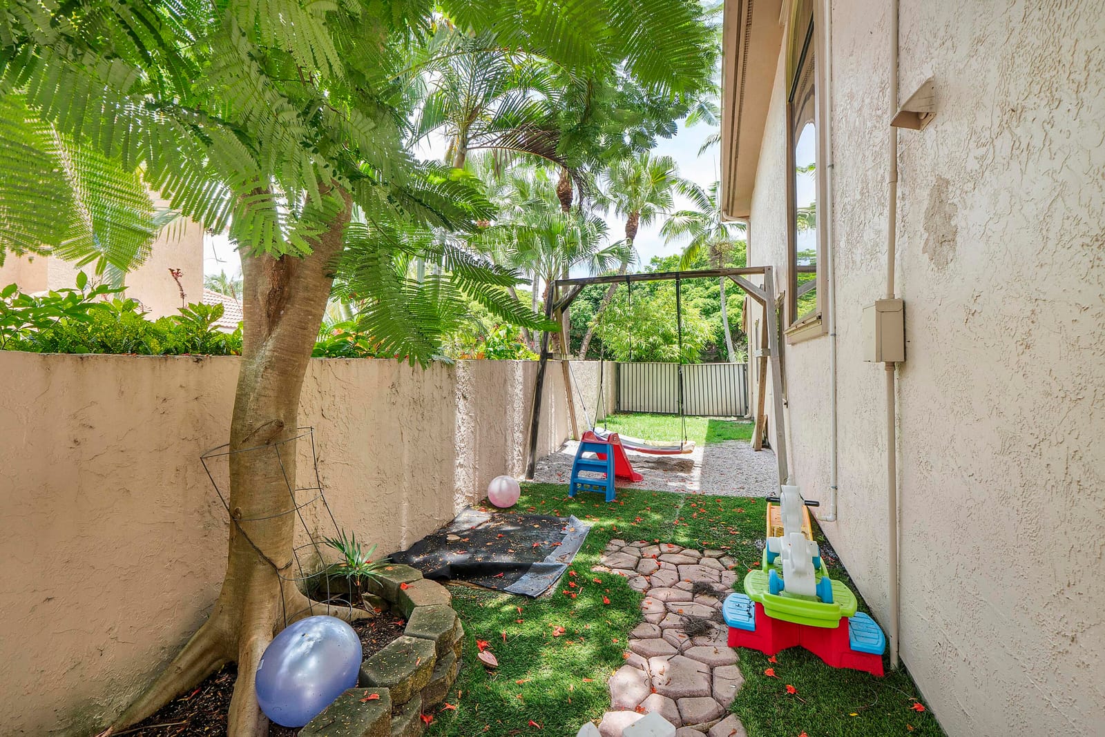 523 NW 38th Terrace, Deerfield Beach, FL 33442 photo 15