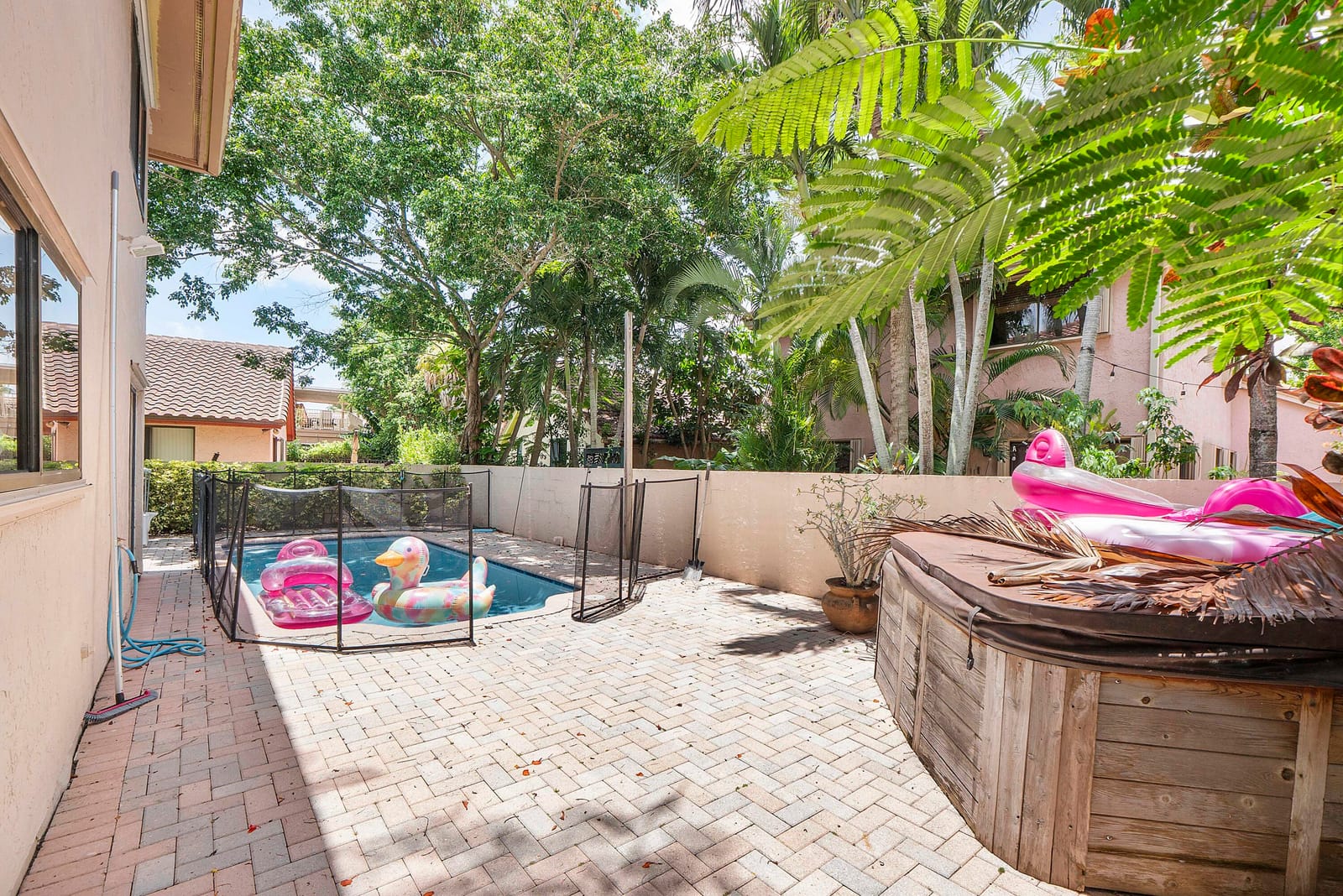 523 NW 38th Terrace, Deerfield Beach, FL 33442 photo 21