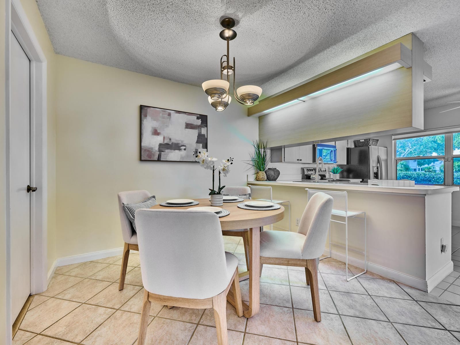 4604 Roxbury Court — photo 10
