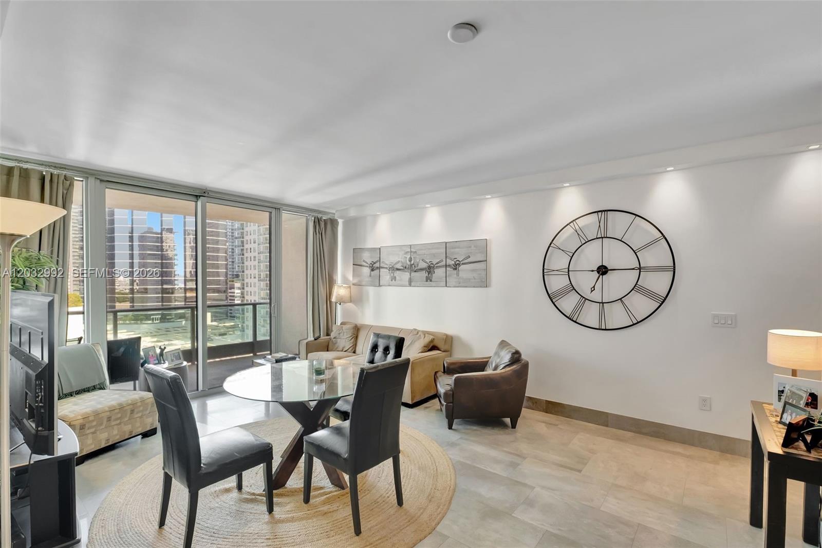 1331 Brickell Bay Drive 1504, Miami, FL 33131, Miami