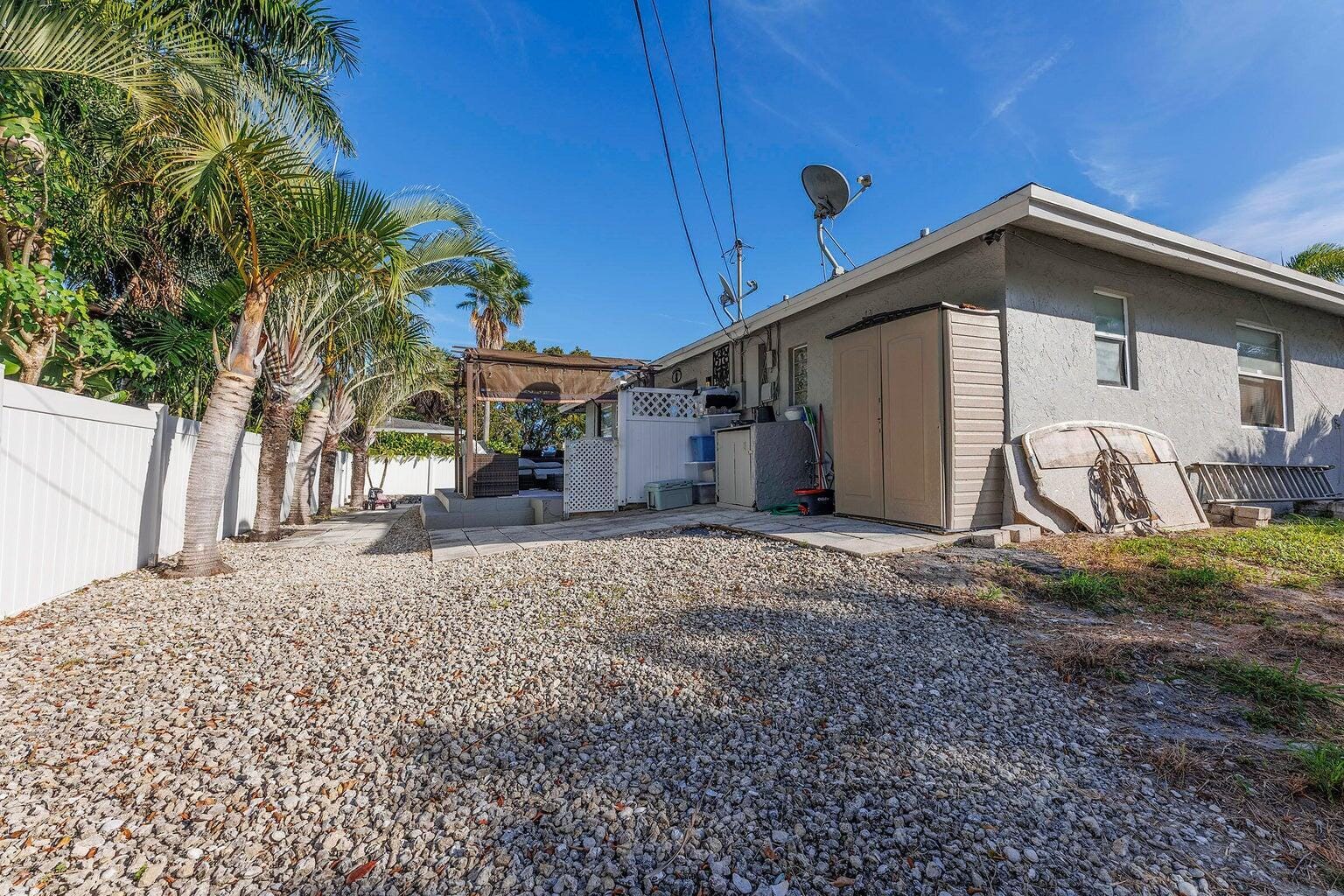 2935 Lake Worth Road, Palm Springs, FL 33461 photo 21
