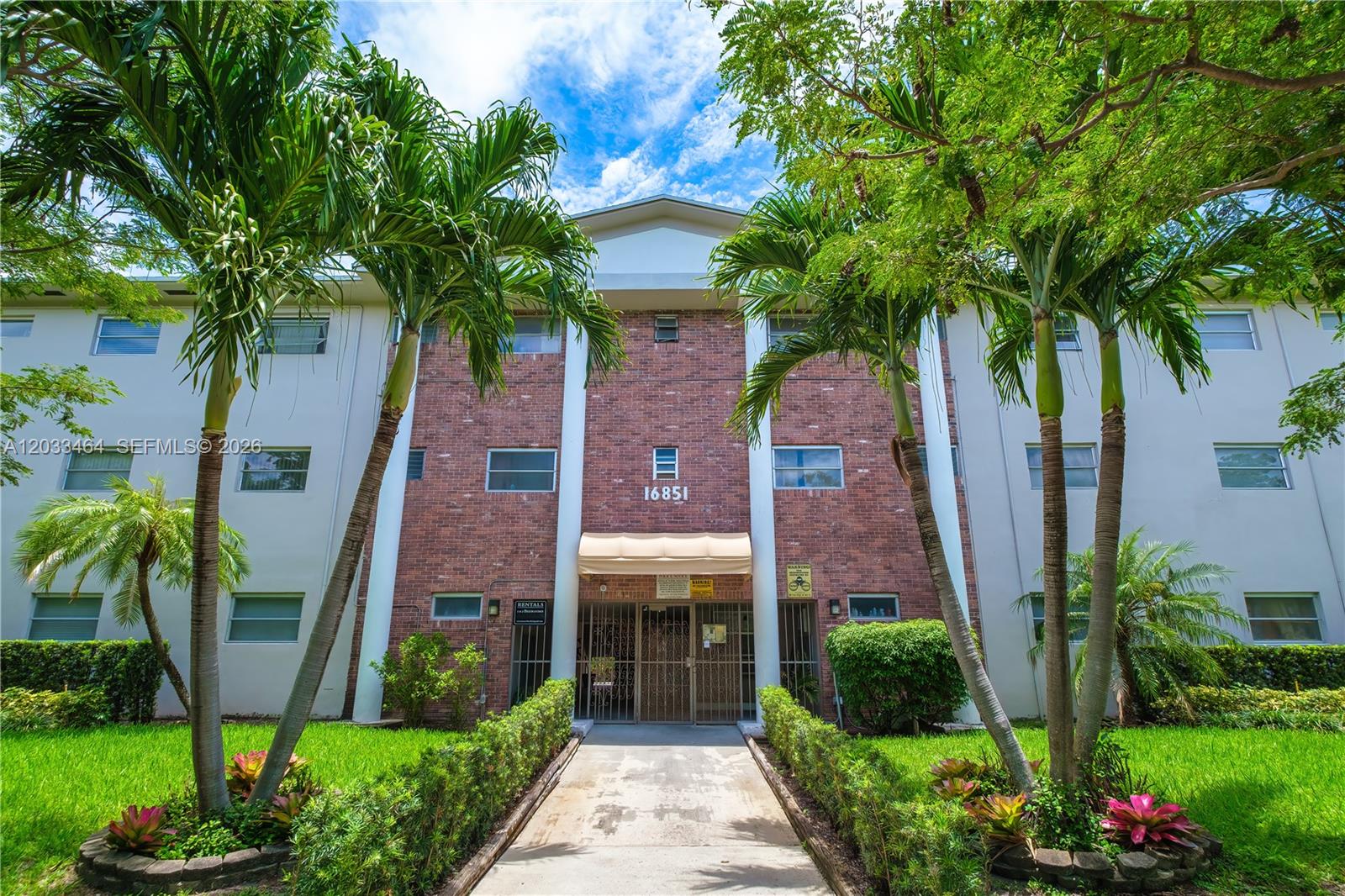 16851 NE 18th Avenue 106, North Miami Beach, FL 33162, North Miami Beach