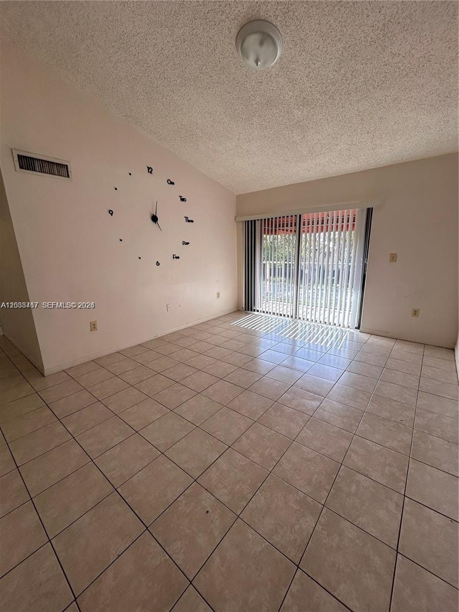 15630 SW 80th Street I-305, Miami, FL 33193 photo 1