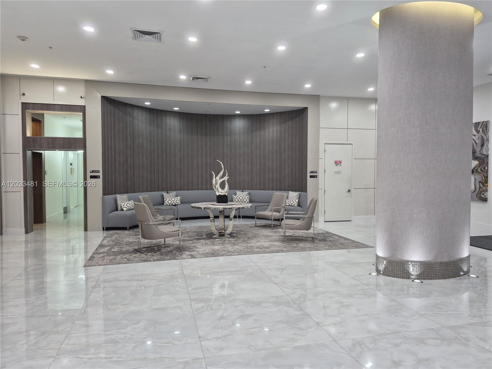 18800 NE 29th Avenue 718, Aventura, FL 33180 photo 2