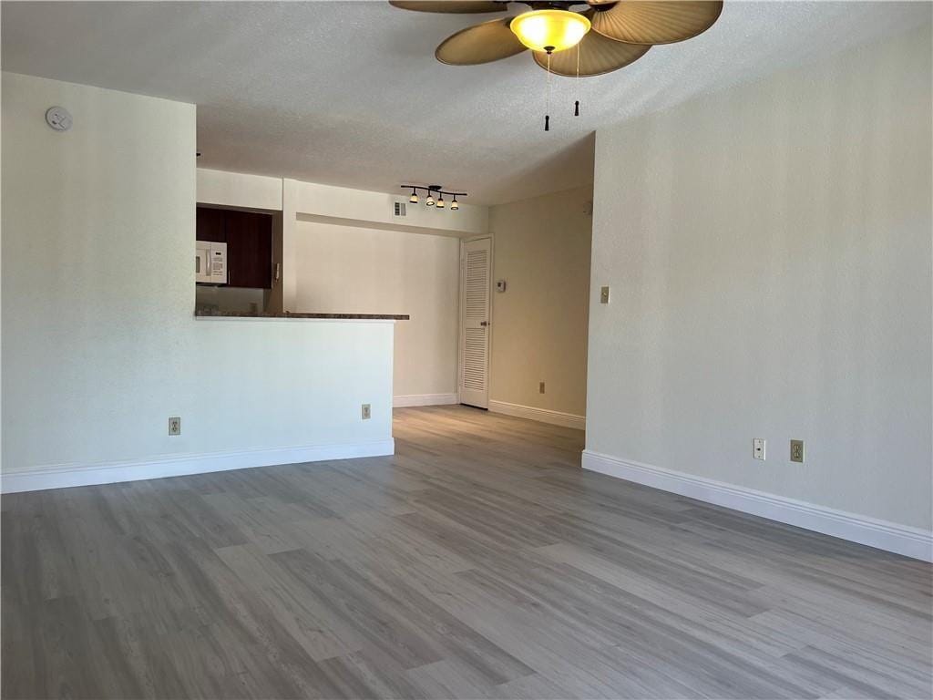 875 Riverside Drive 725 — photo 3