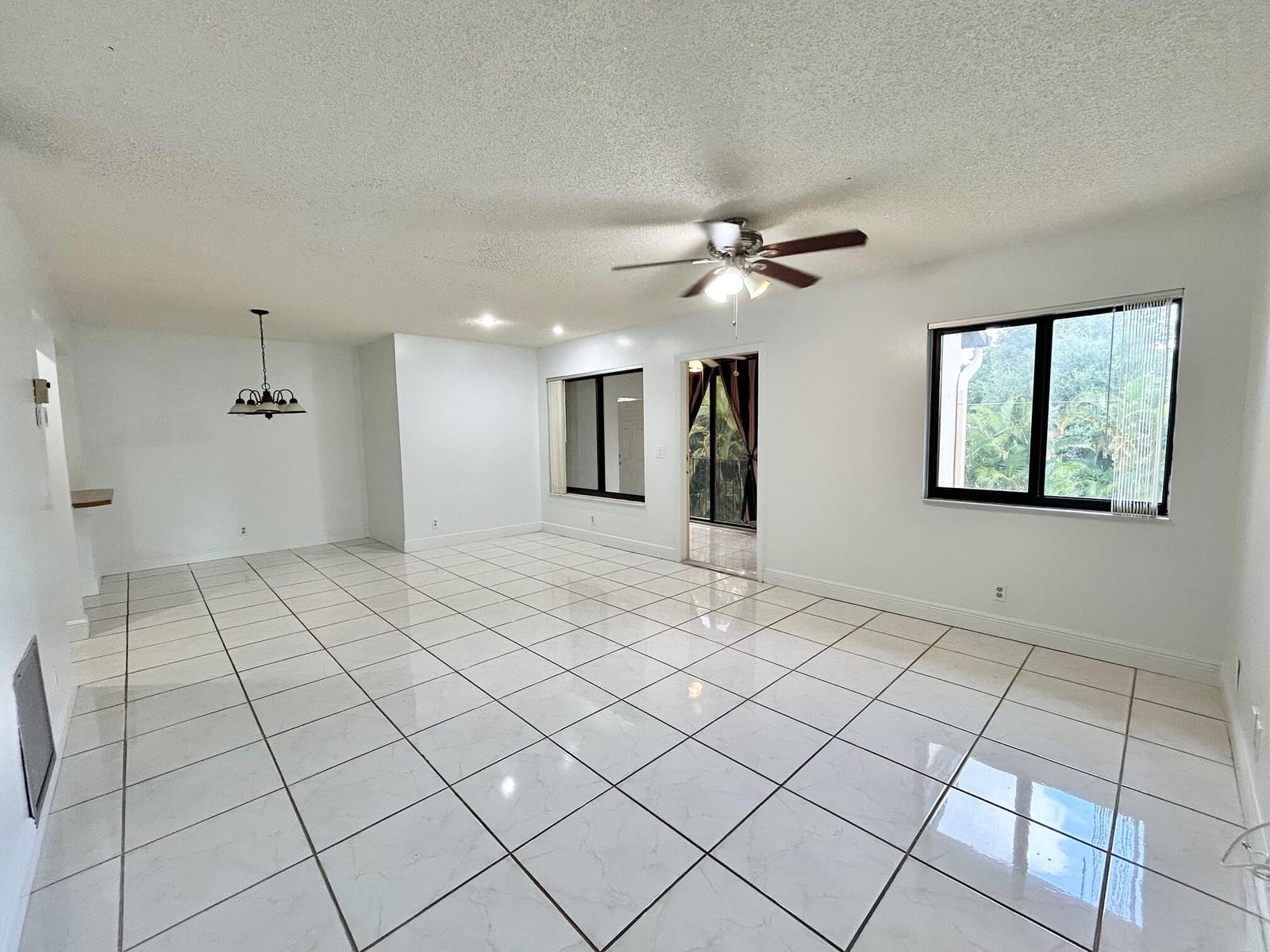 433 Pine Glen Lane C2, Greenacres, FL 33463 photo 15