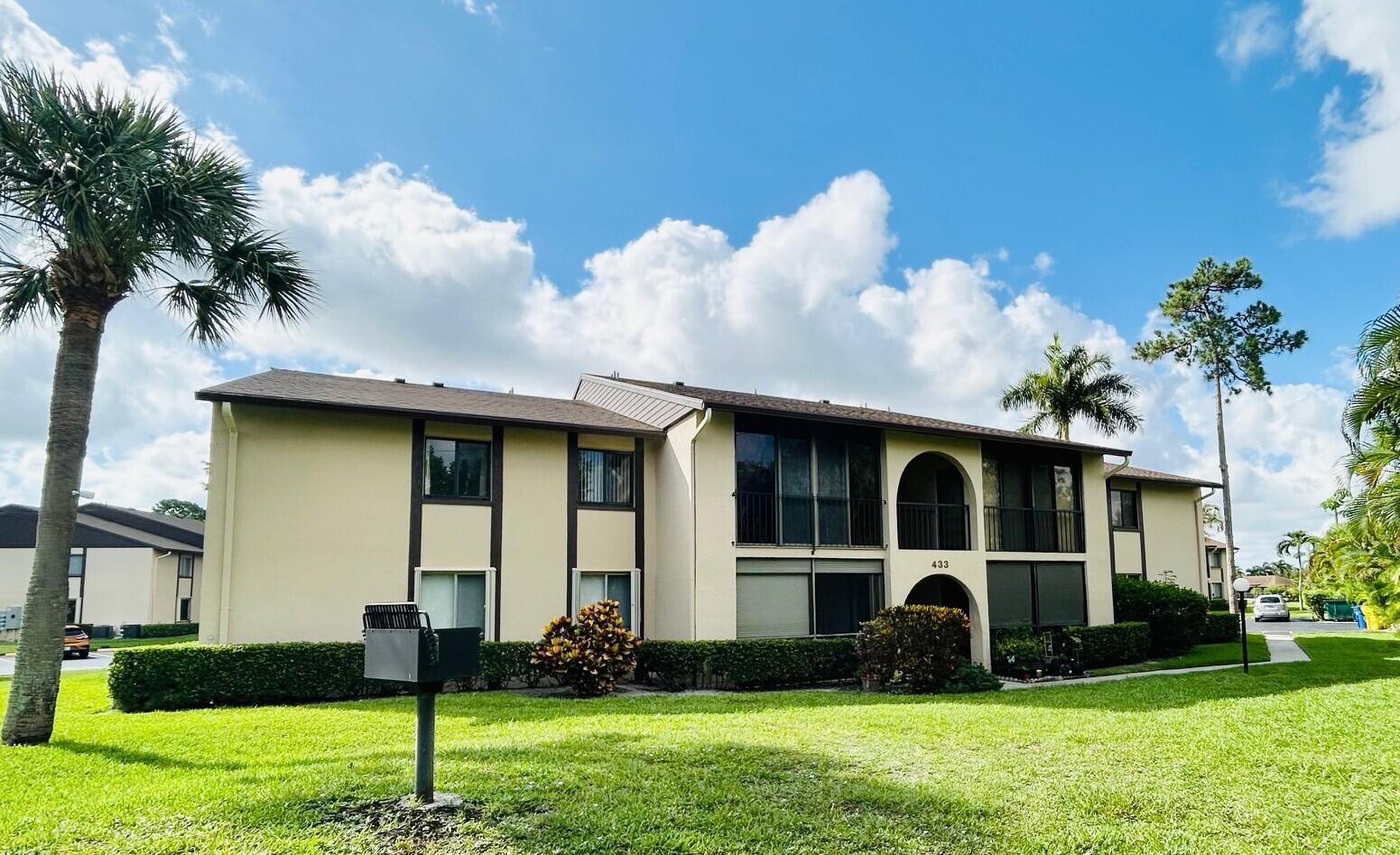433 Pine Glen Lane C2, Greenacres, FL 33463, Greenacres