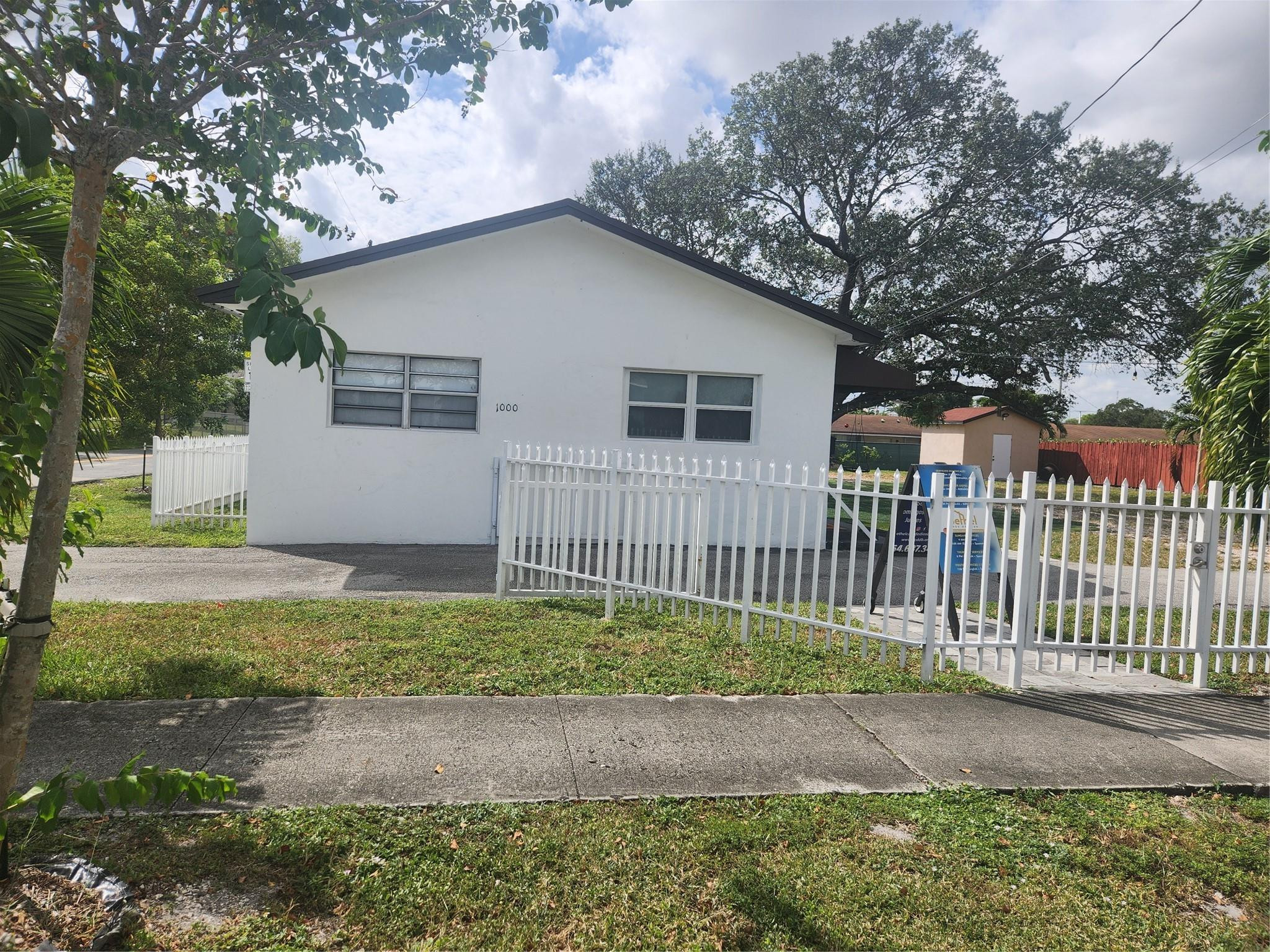 1000 Foster Road, Hallandale Beach, FL 33009, Hallandale Beach