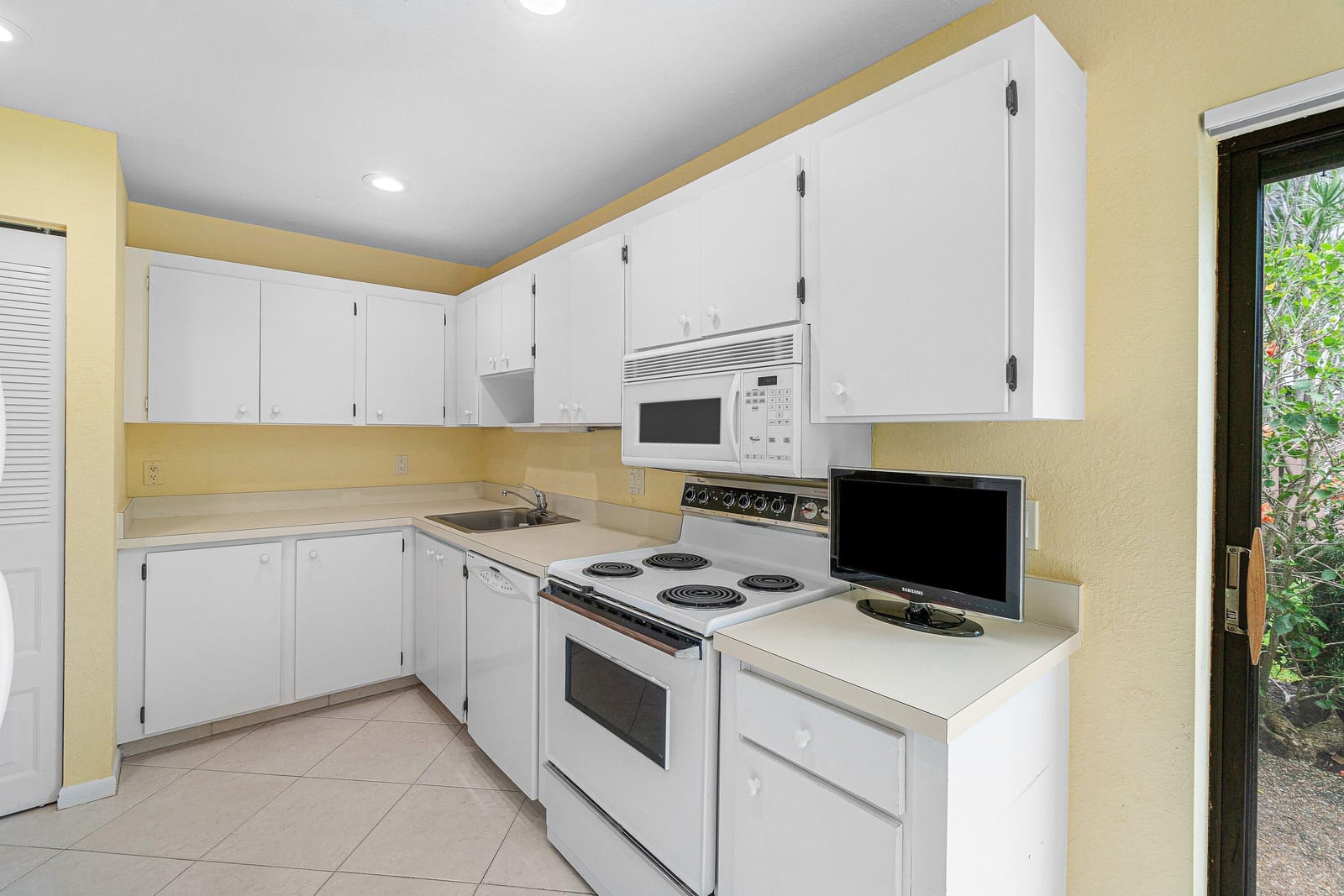 21 Southport Lane C, Boynton Beach, FL 33436 photo 17