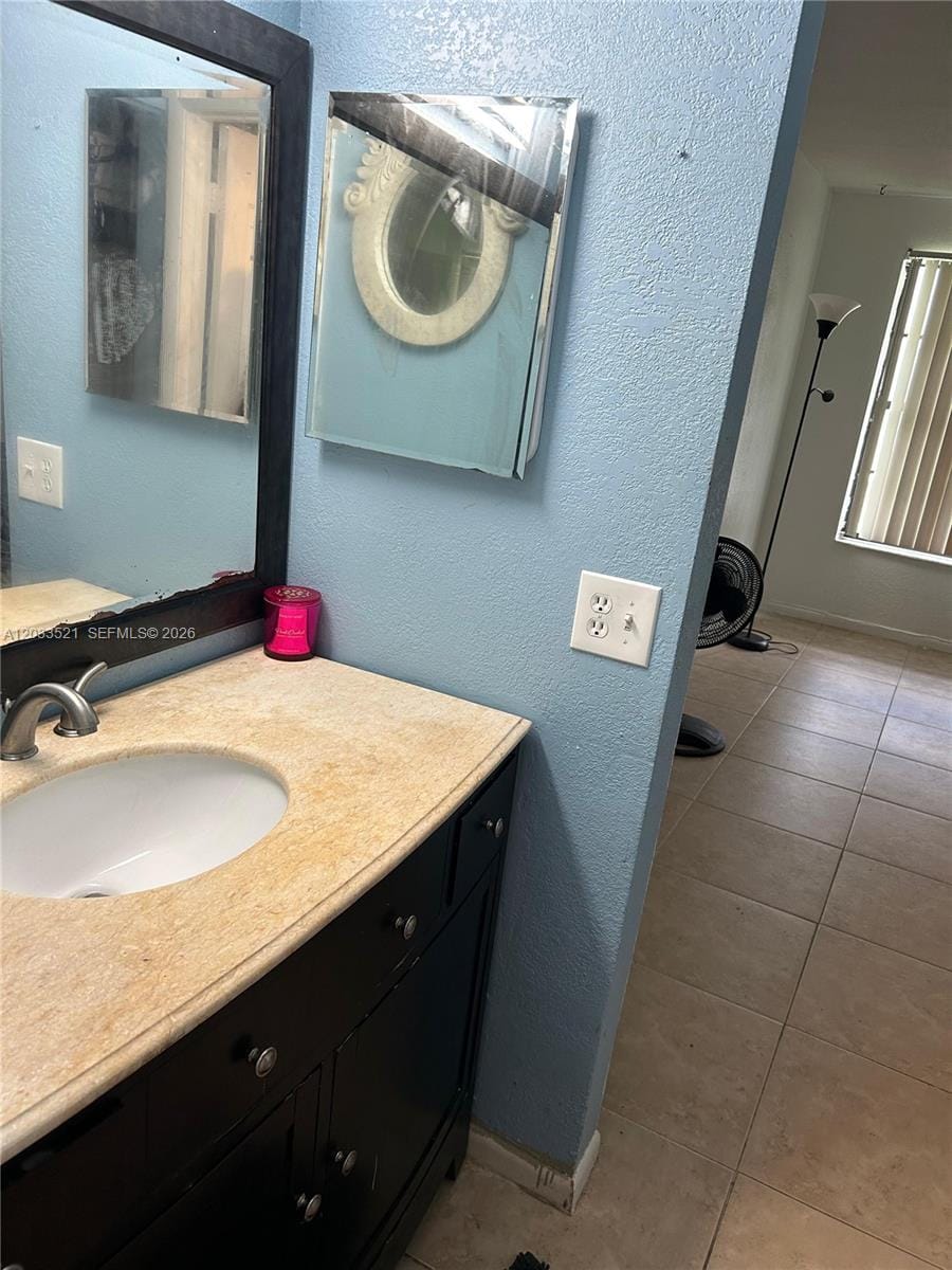 201 Lake Pointe Drive 203, Oakland Park, FL 33309 photo 9