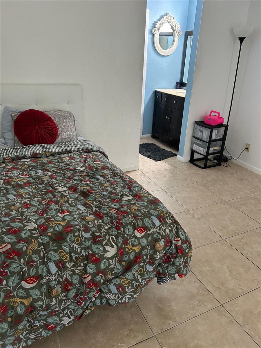 201 Lake Pointe Drive 203, Oakland Park, FL 33309 photo 10