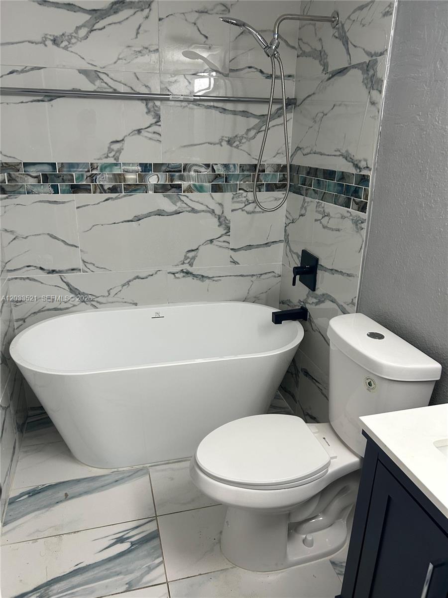 201 Lake Pointe Drive 203, Oakland Park, FL 33309, Oakland Park