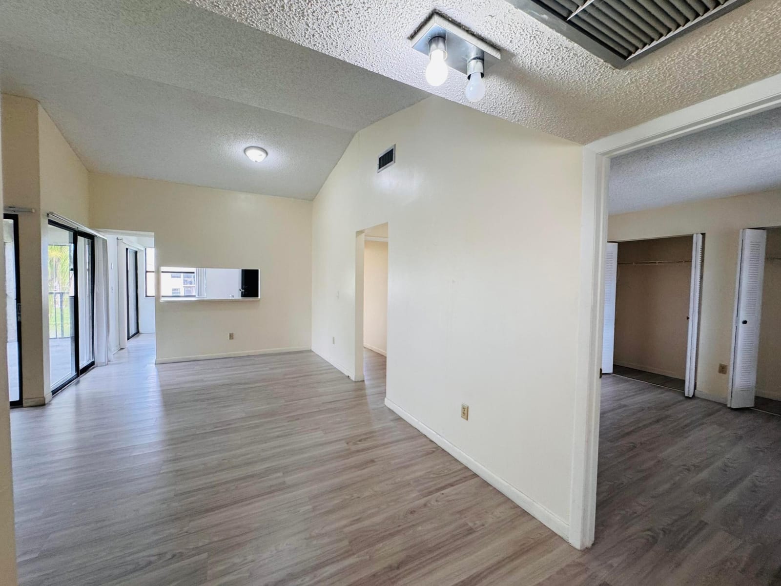 1149 Independence Trail L — photo 12