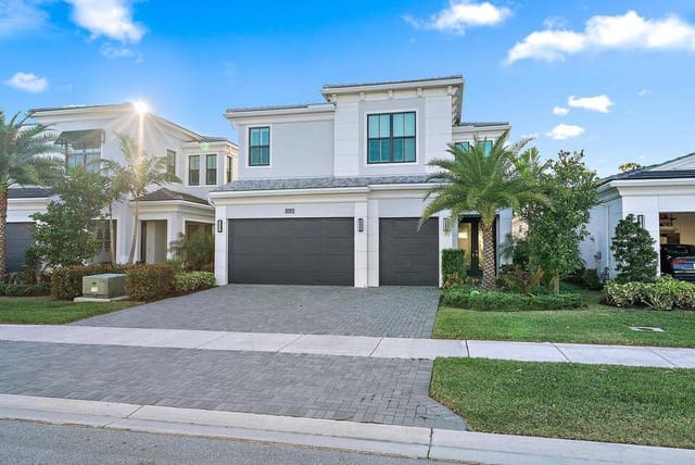 13526 Artisan Circle, Palm Beach Gardens, FL 33418