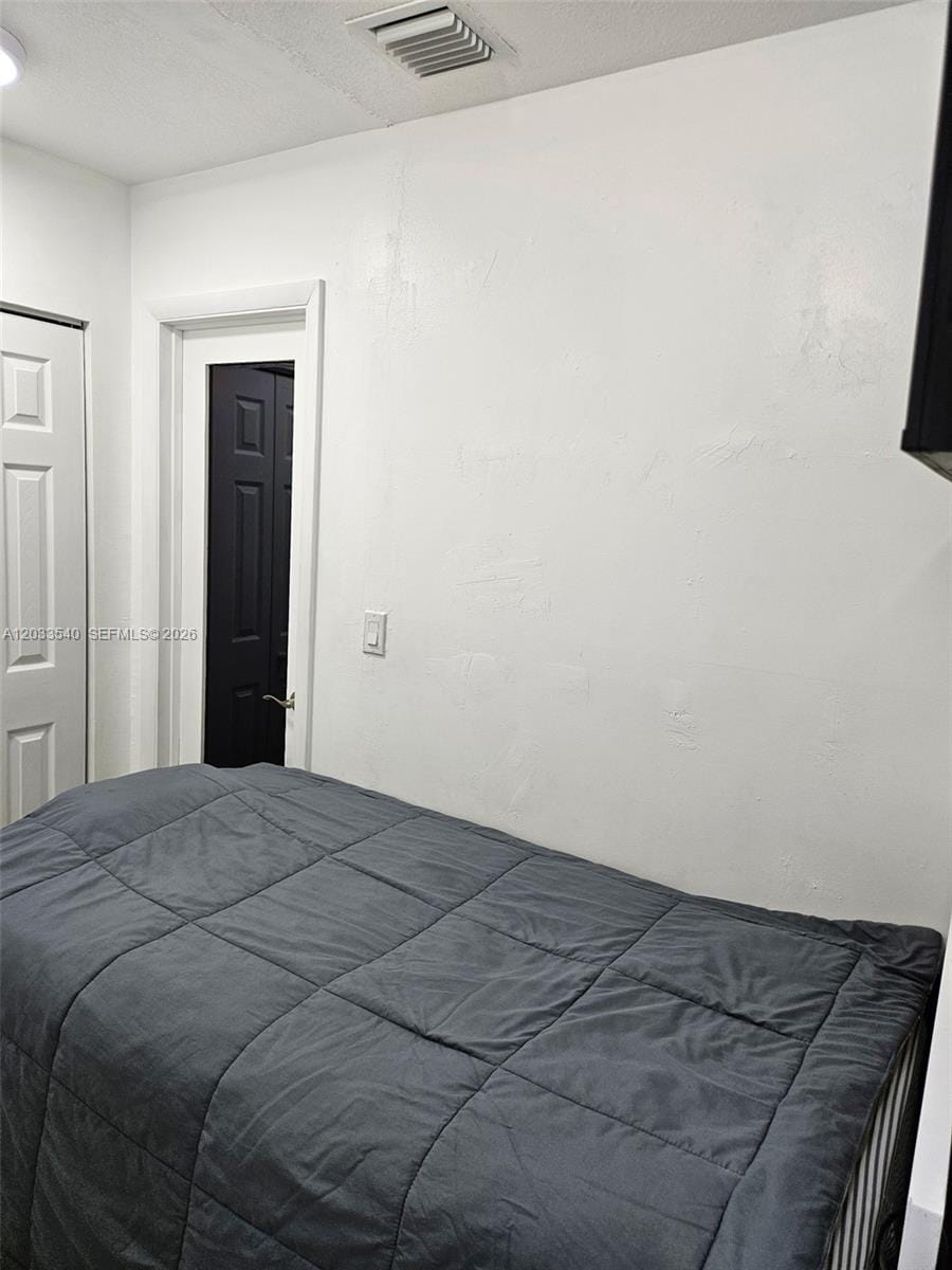 2348 W 56th Street 19 — photo 9