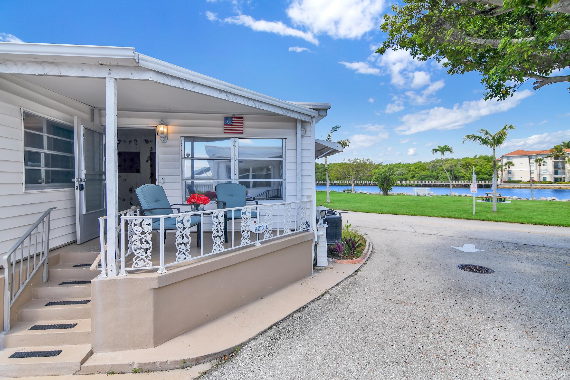 211 Palm Drive H, Briny Breezes, FL 33435, Briny Breezes
