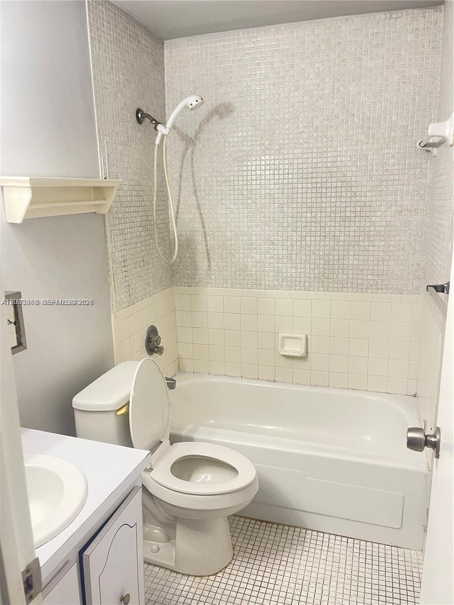 10383 N Kendall Drive N5, Miami, FL 33176 photo 2