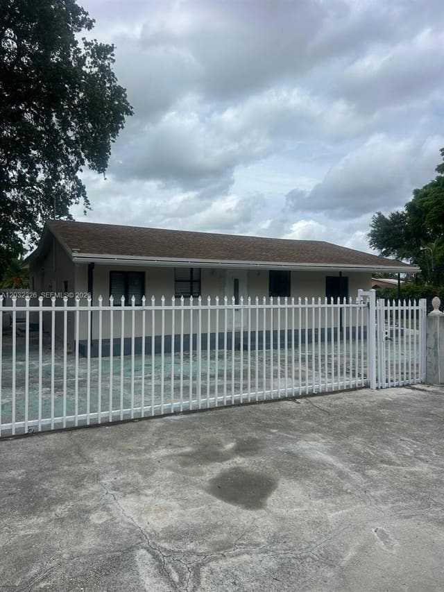 2467 NW 103rd Street, Acme Gulfair 1st, Miami, FL