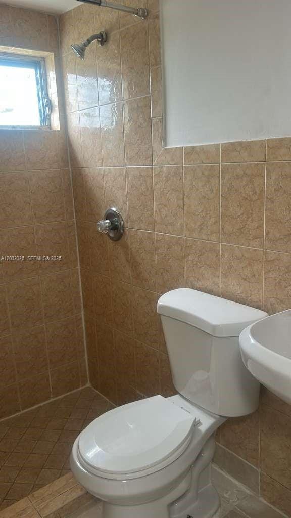 2467 NW 103rd Street — photo 9