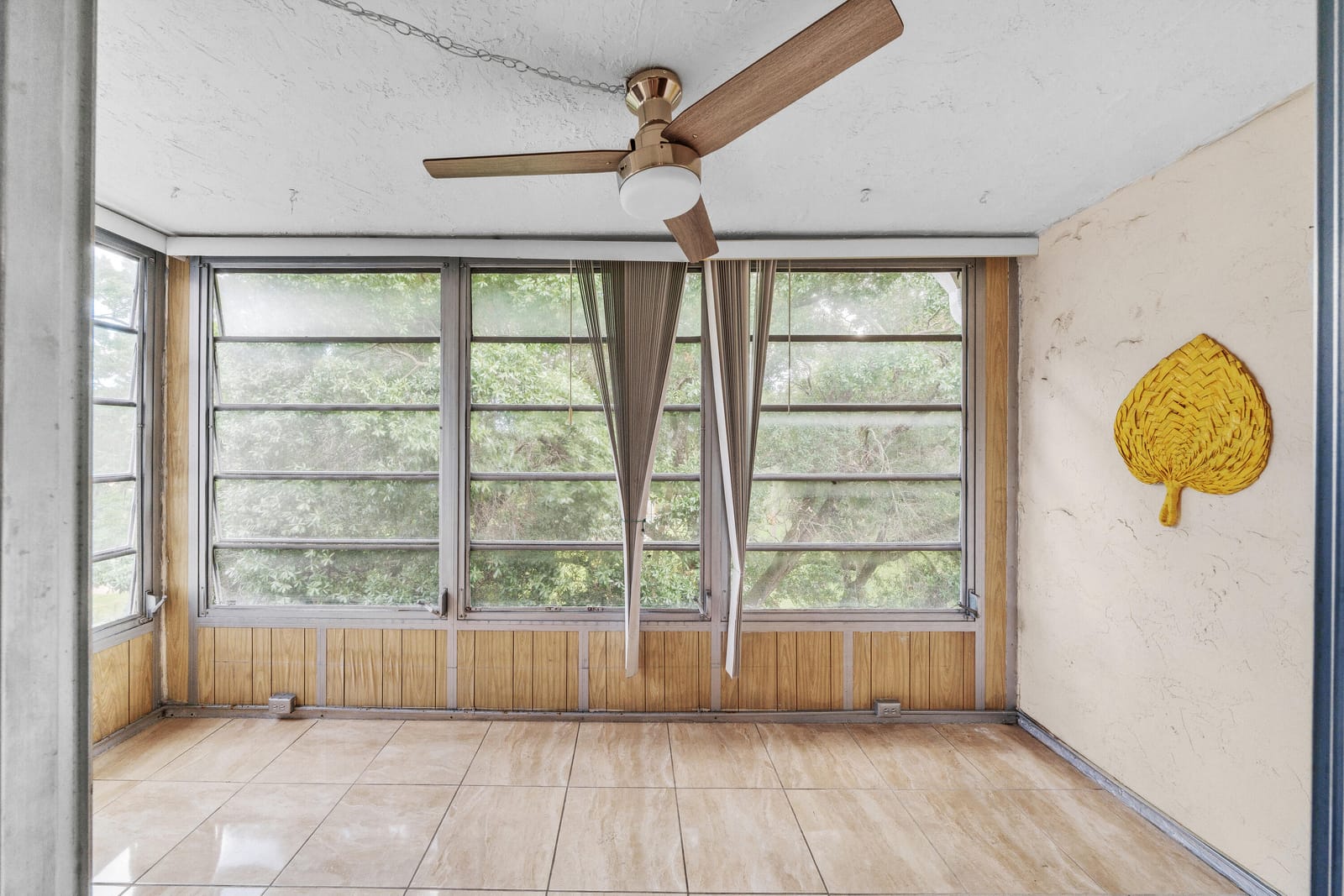 3070 NW 48th Terrace 405, Lauderdale Lakes, FL 33313 photo 11