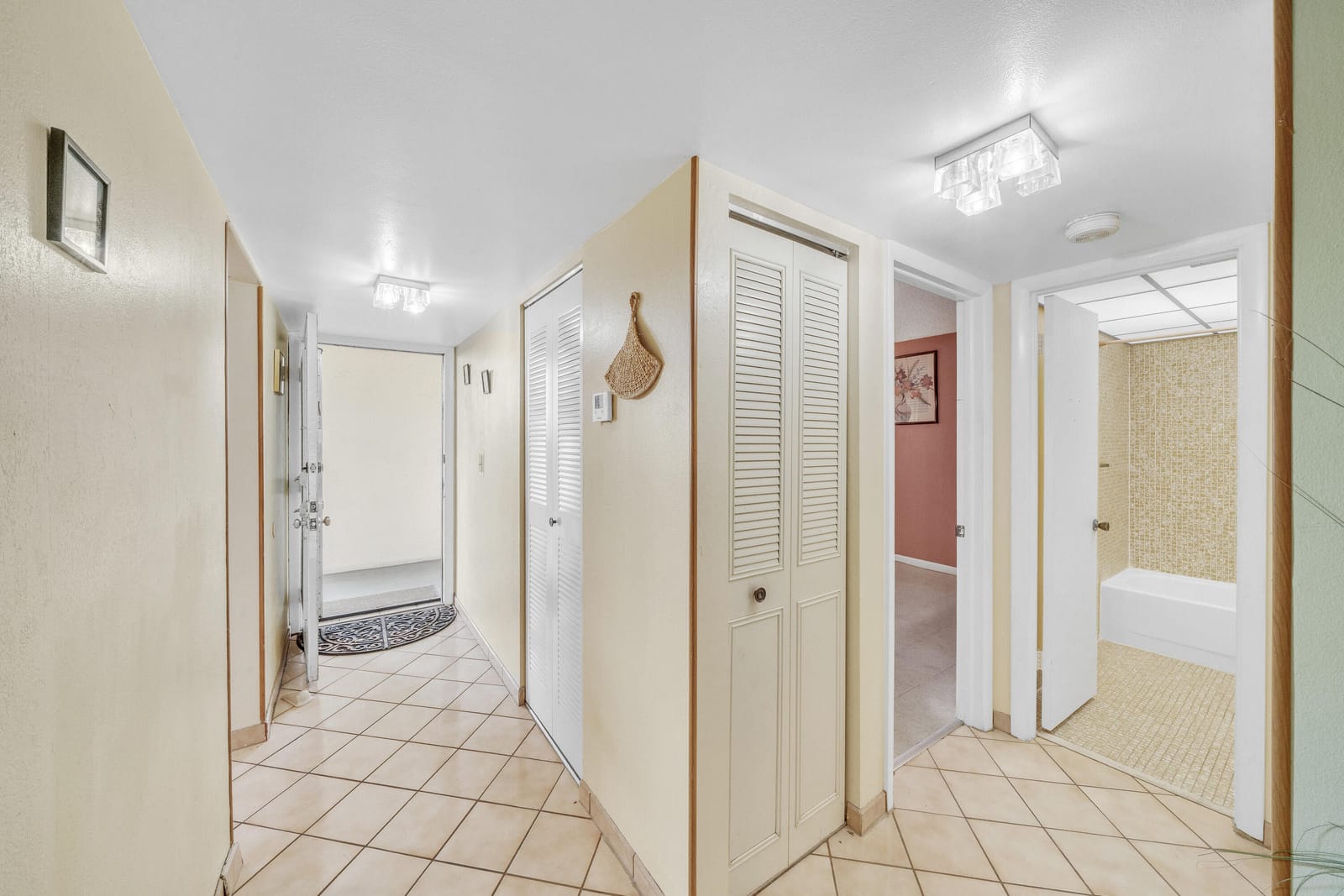 3070 NW 48th Terrace 405, Lauderdale Lakes, FL 33313 photo 23