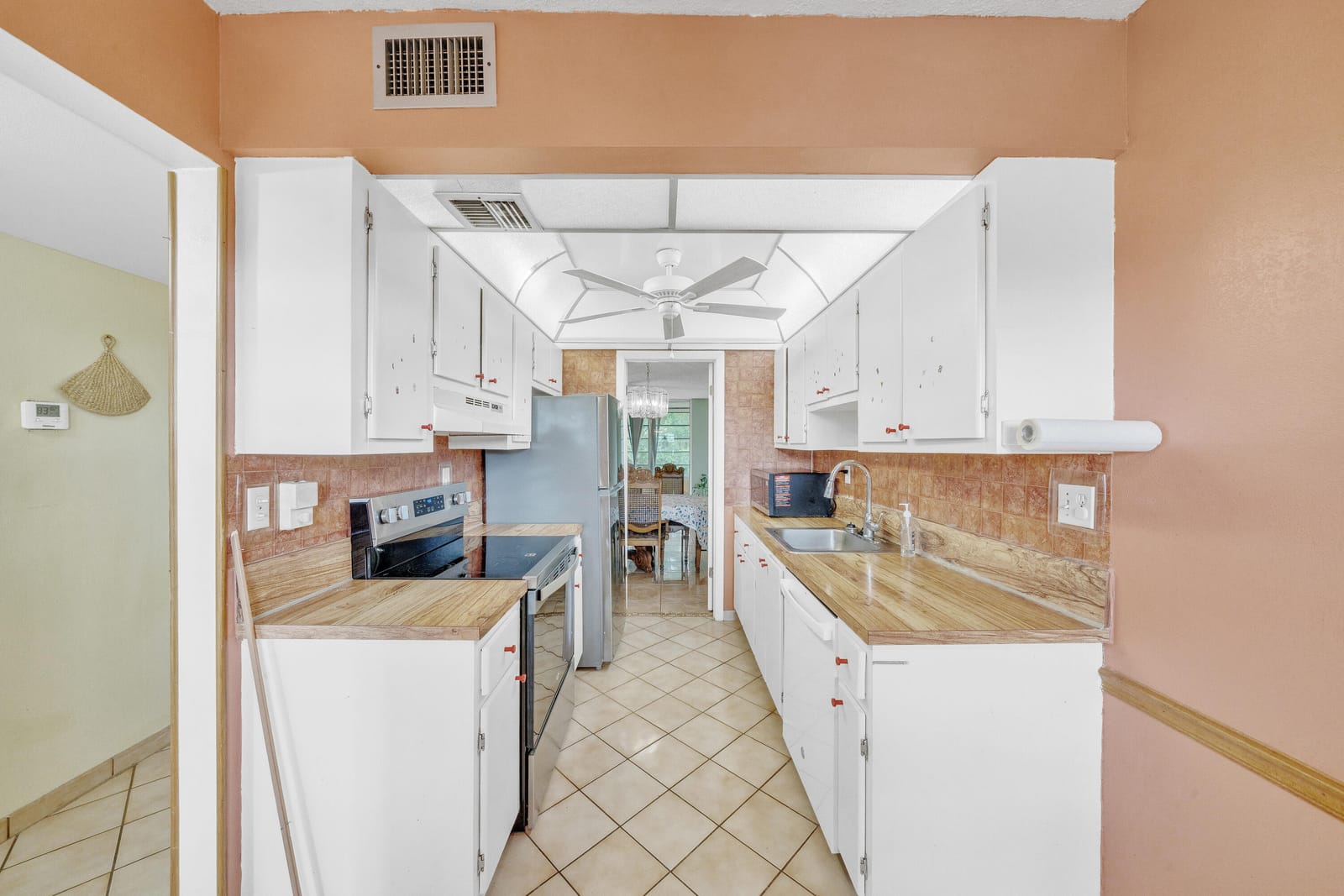 3070 NW 48th Terrace 405, Lauderdale Lakes, FL 33313 photo 7