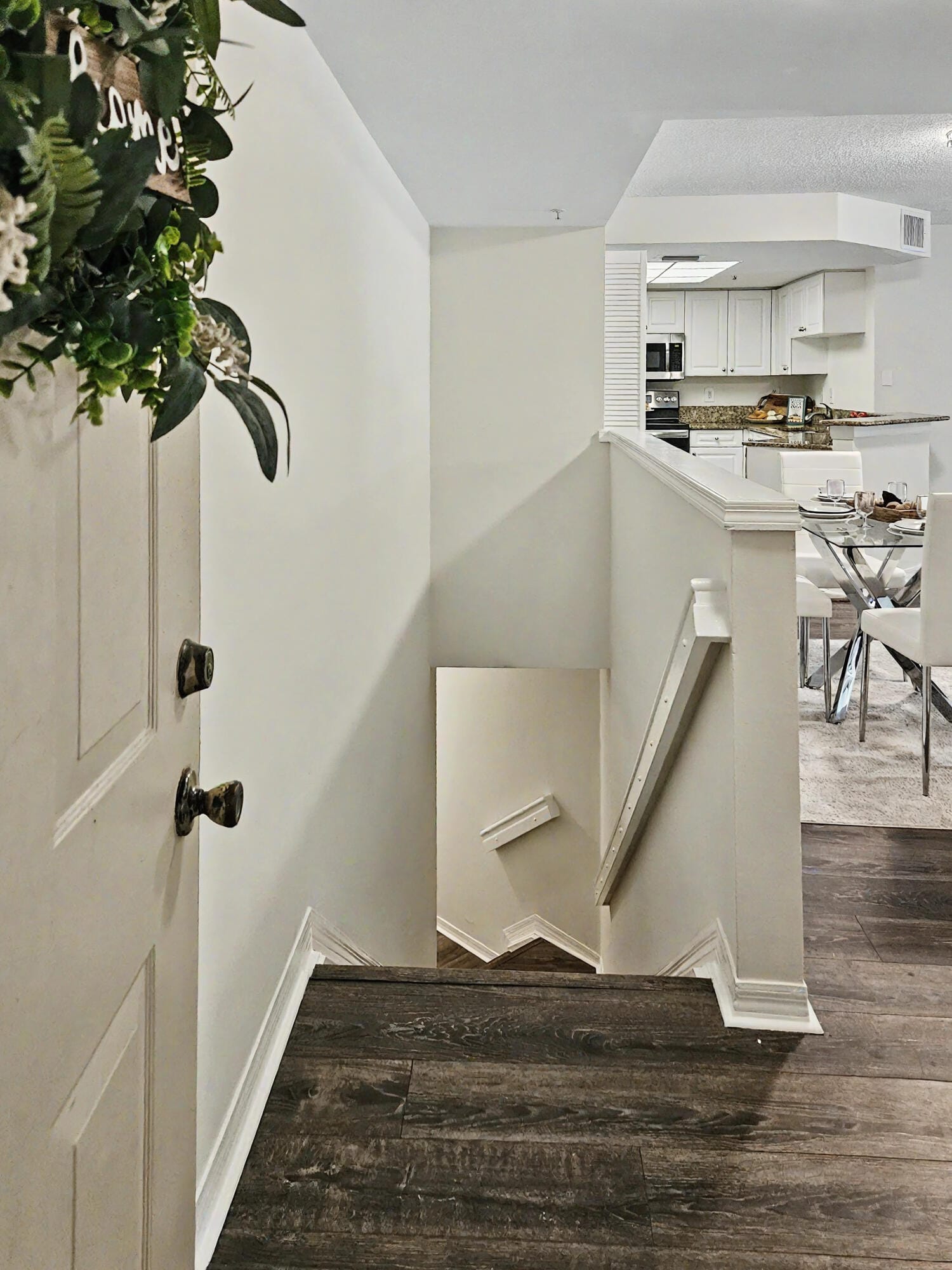 500 Crestwood Court N 504 — photo 5