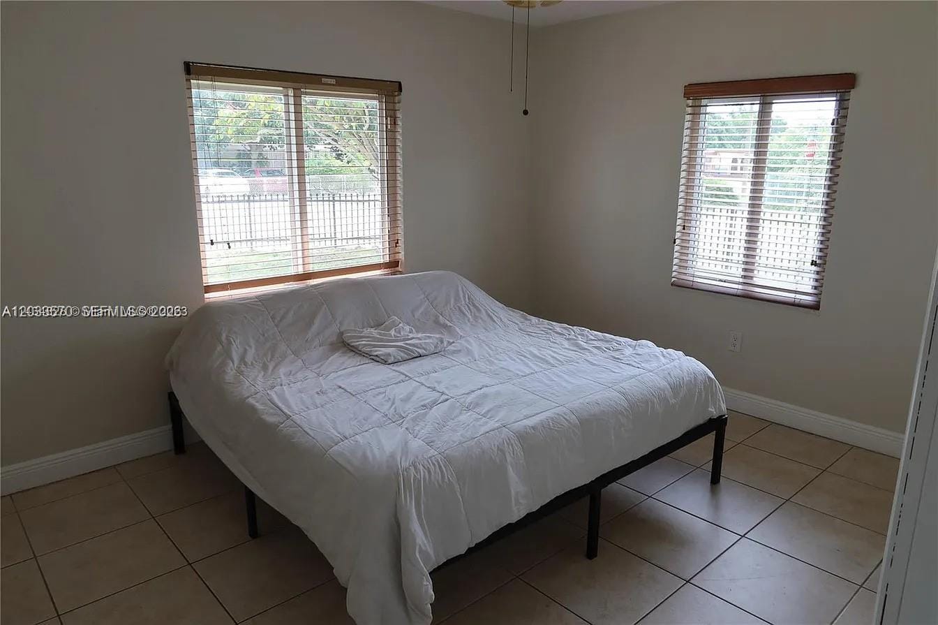 5401 SW 2nd Street — photo 11