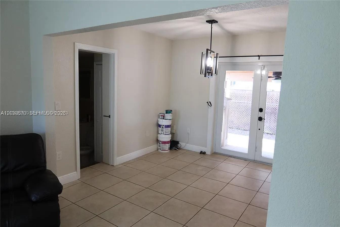 5401 SW 2nd Street, Miami, FL 33134 photo 15