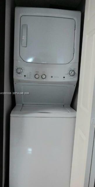 8215 SW 152nd Avenue G-307 — photo 7