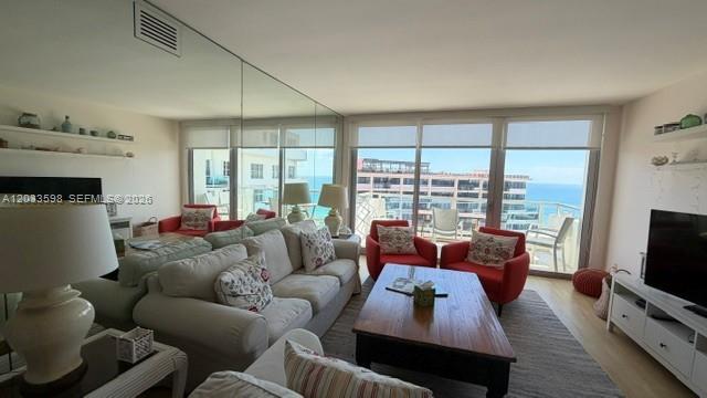 5161 Collins Avenue 1702, Miami Beach, FL 33140, Miami Beach