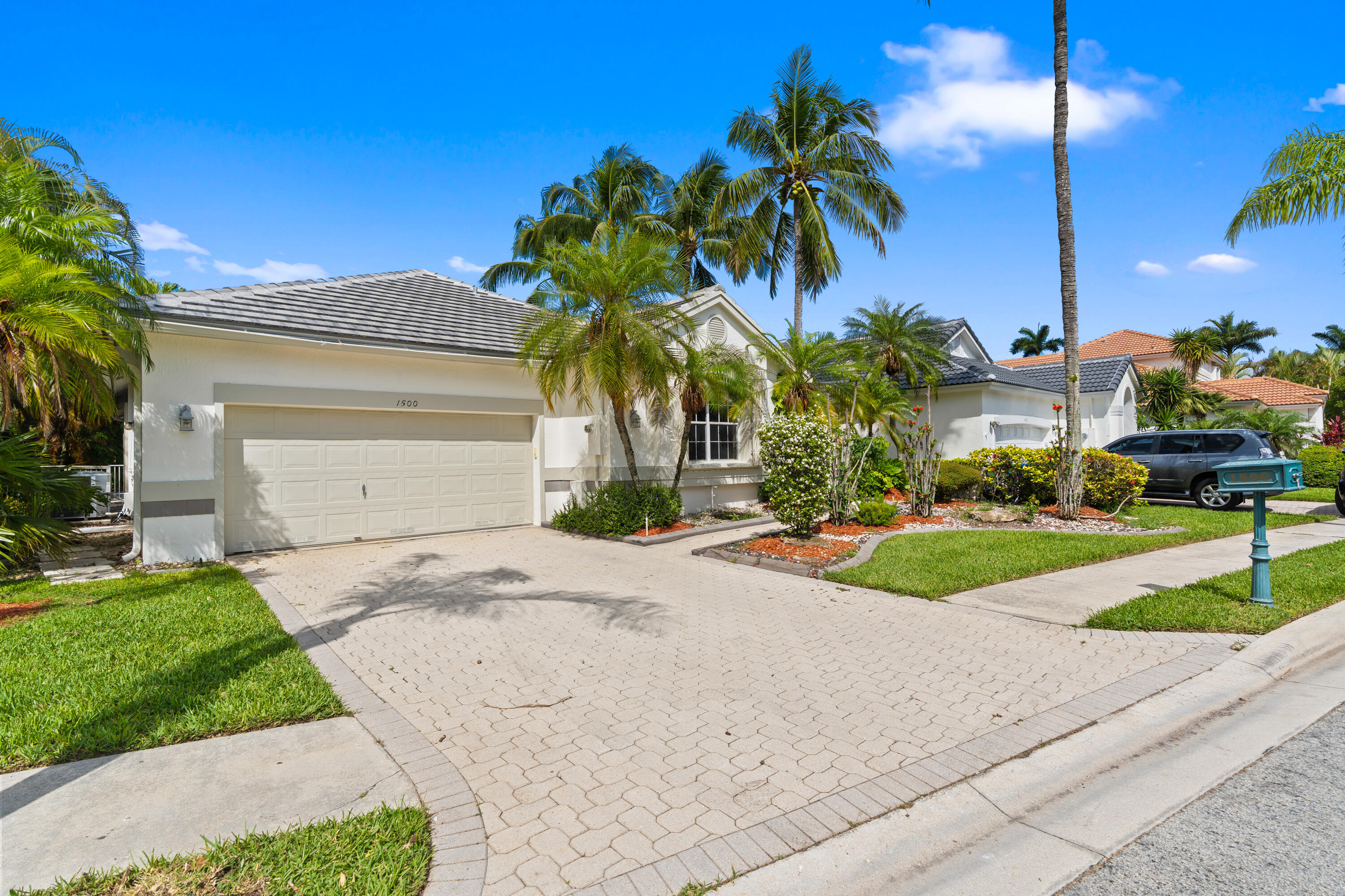 1500 Lacosta Drive W, Pembroke Pines, FL 33027, Pembroke Pines