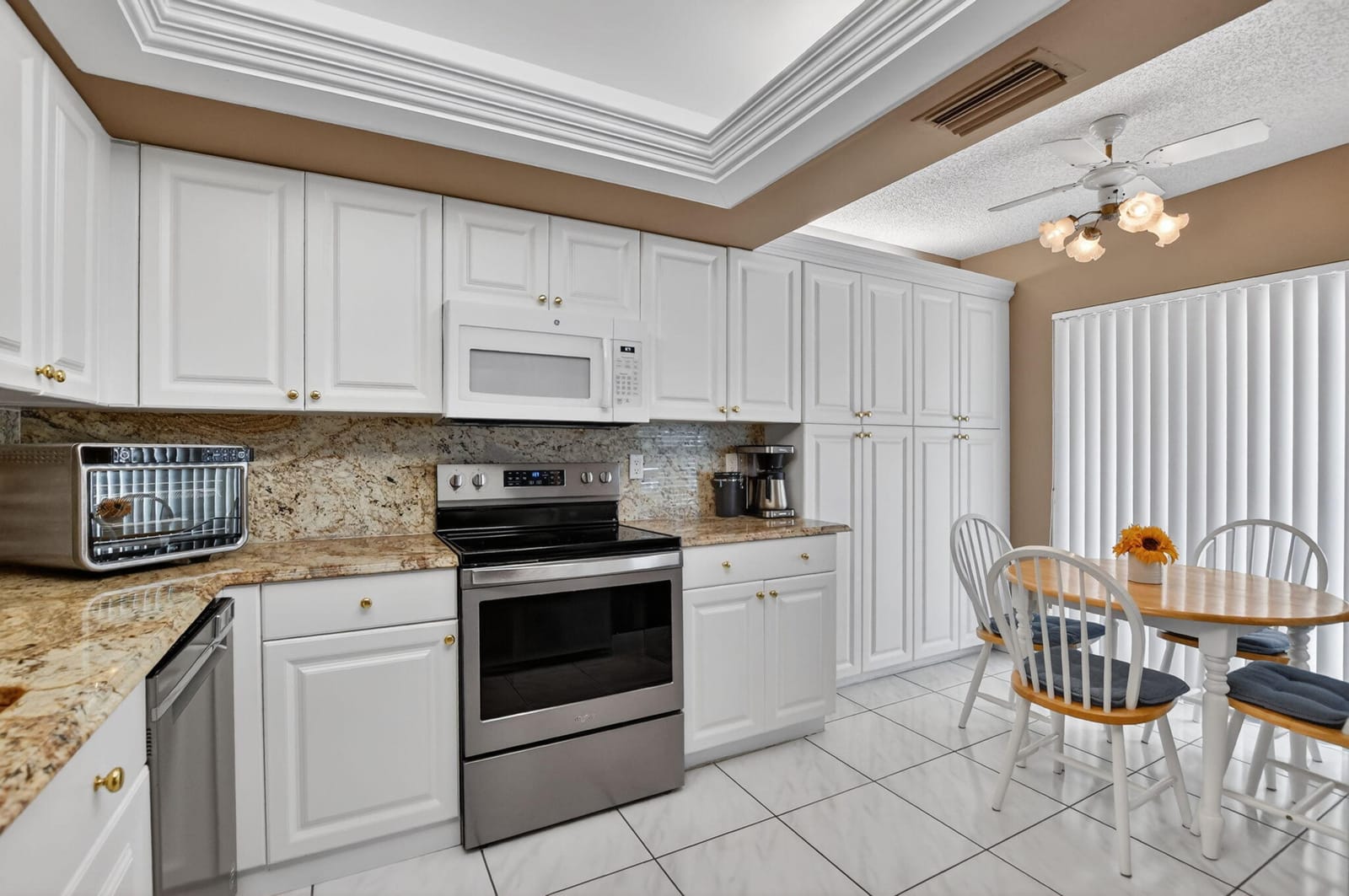 10953 Lake Front Place, Boca Raton, FL 33498 photo 13