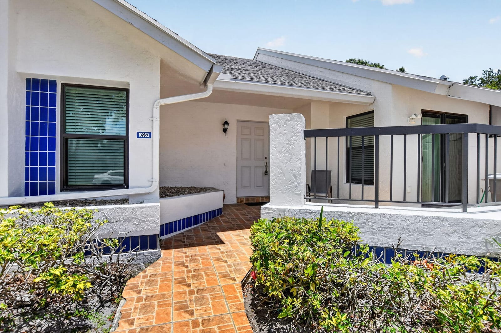 10953 Lake Front Place — photo 3