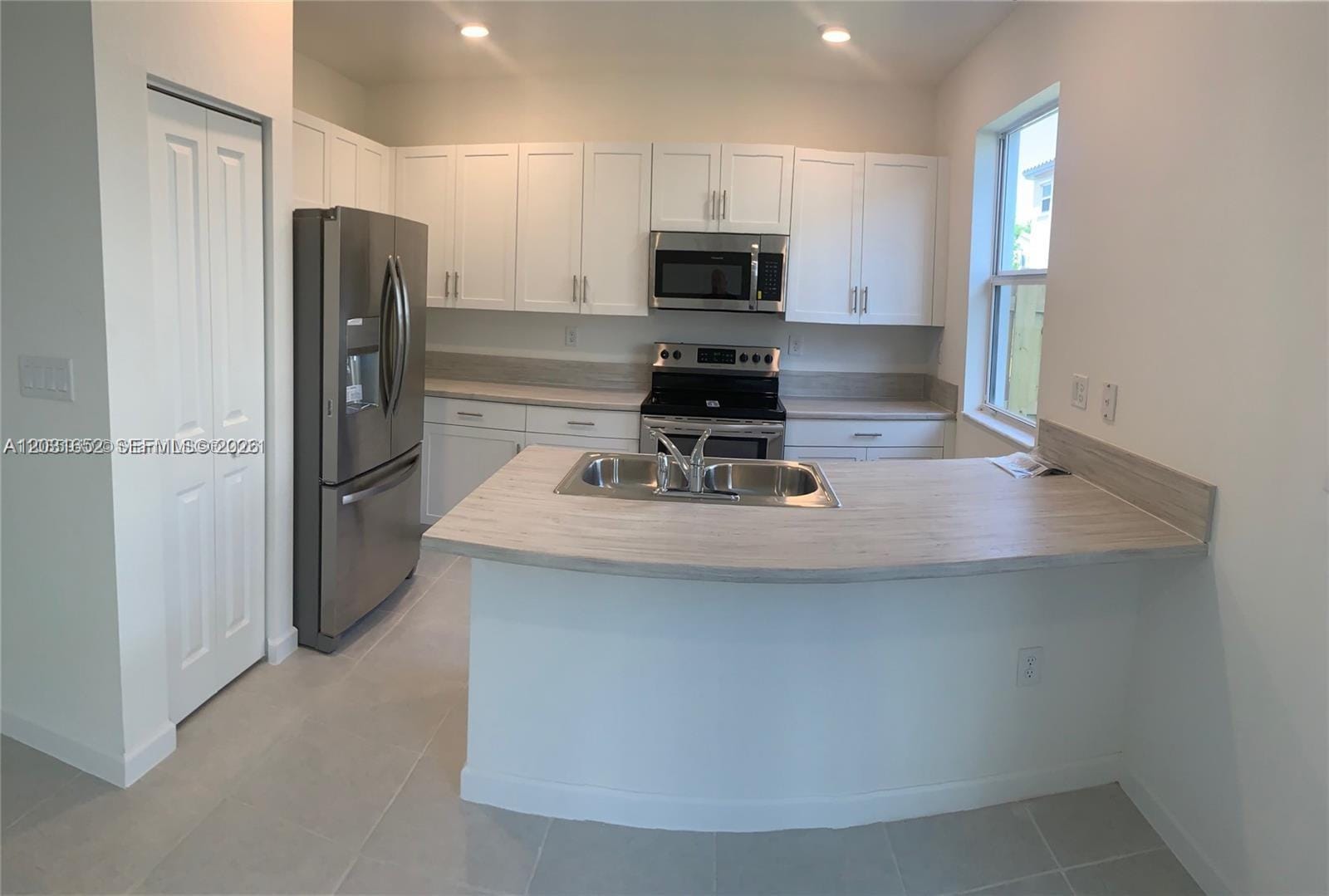 2684 SE 12 Street — photo 2