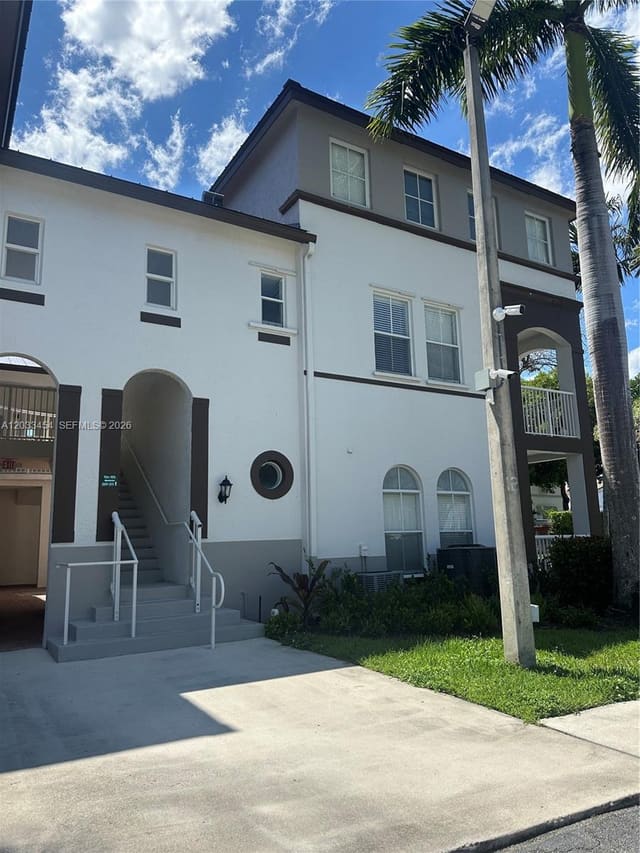 4311 SW 160th Avenue 105, Miramar, FL 33027