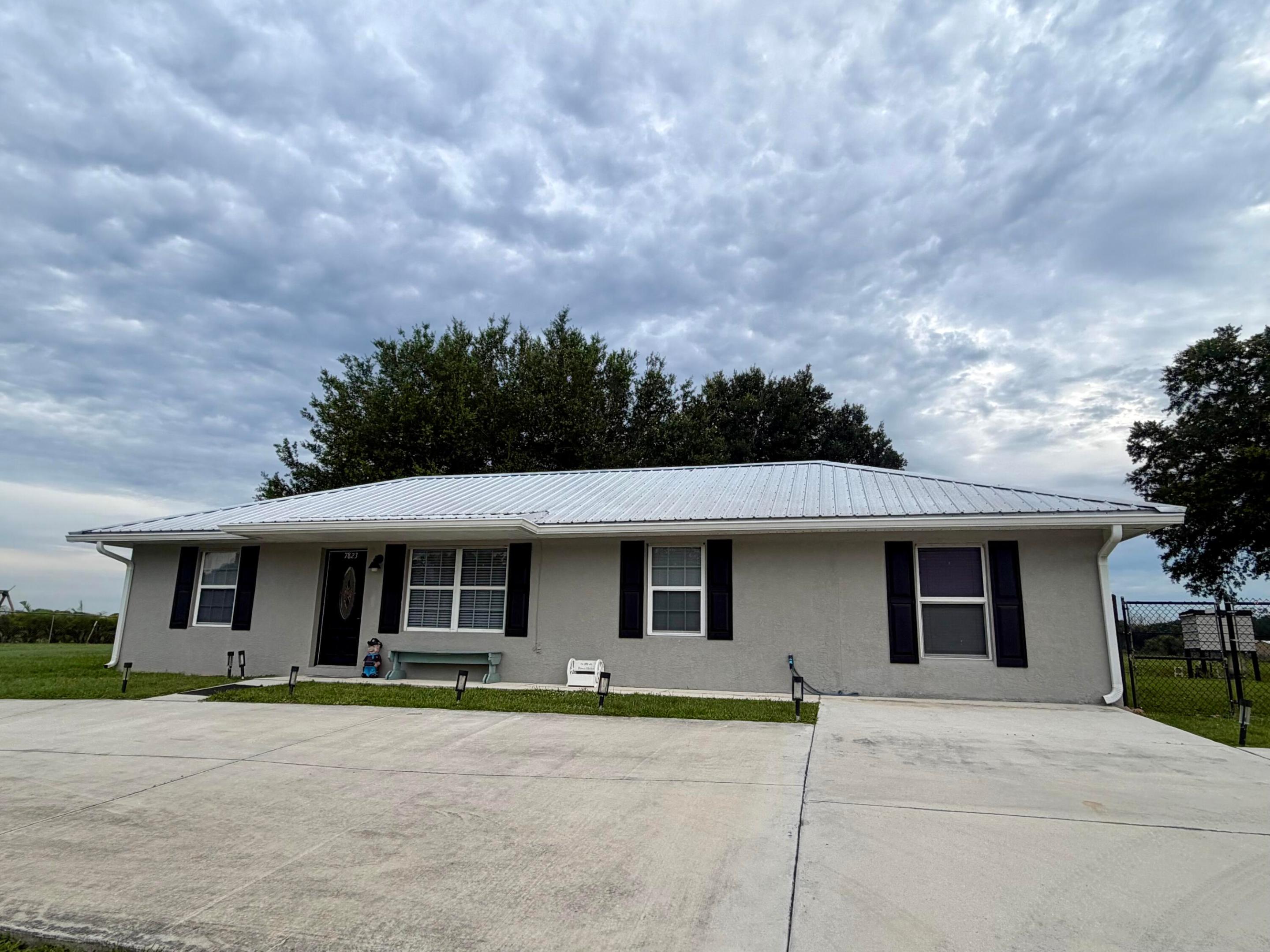 7823 SW 9th Street, Okeechobee, FL 34974, Okeechobee