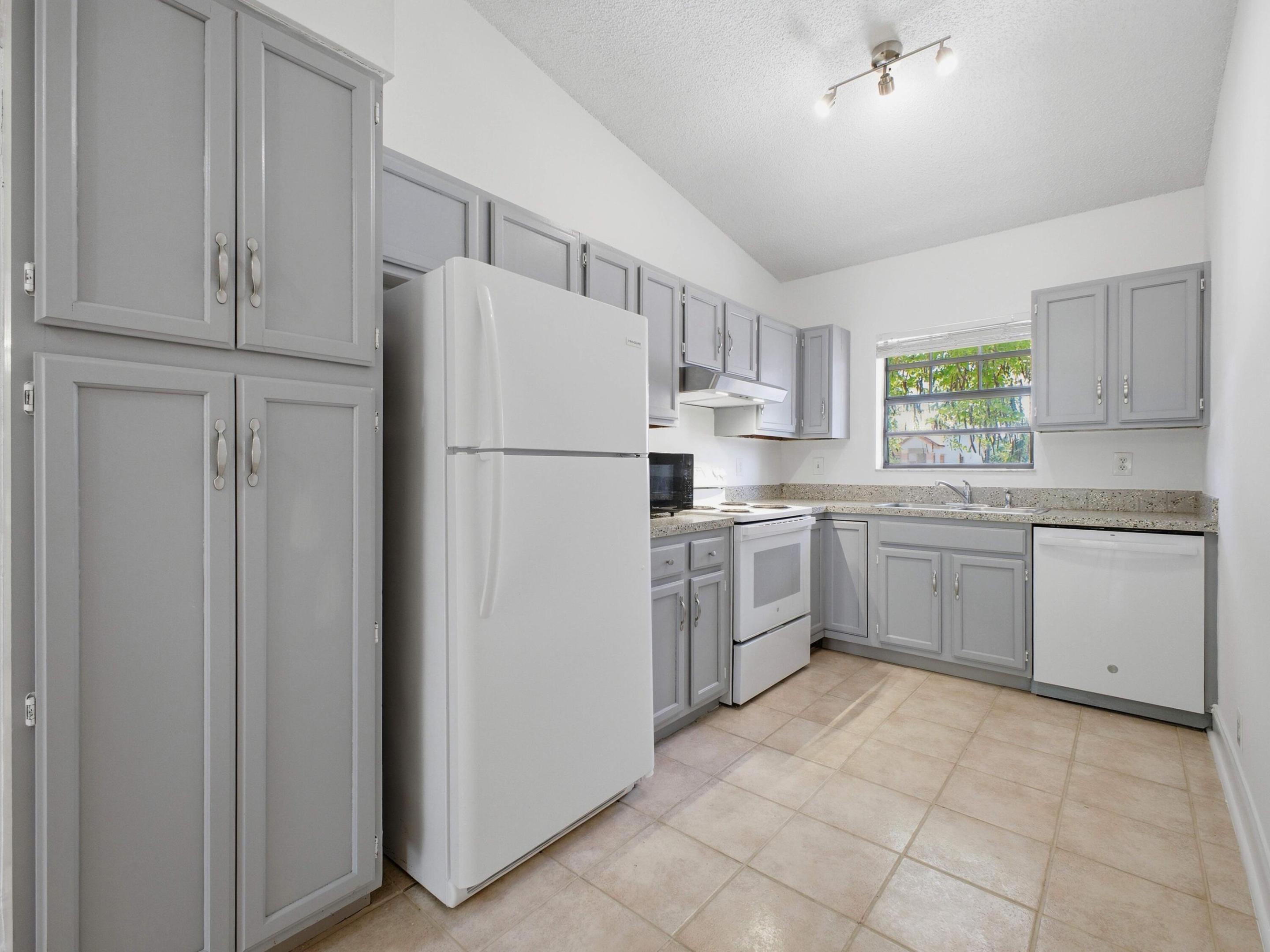 321 Norwood Terrace N221, Boca Raton, FL 33431, Boca Raton