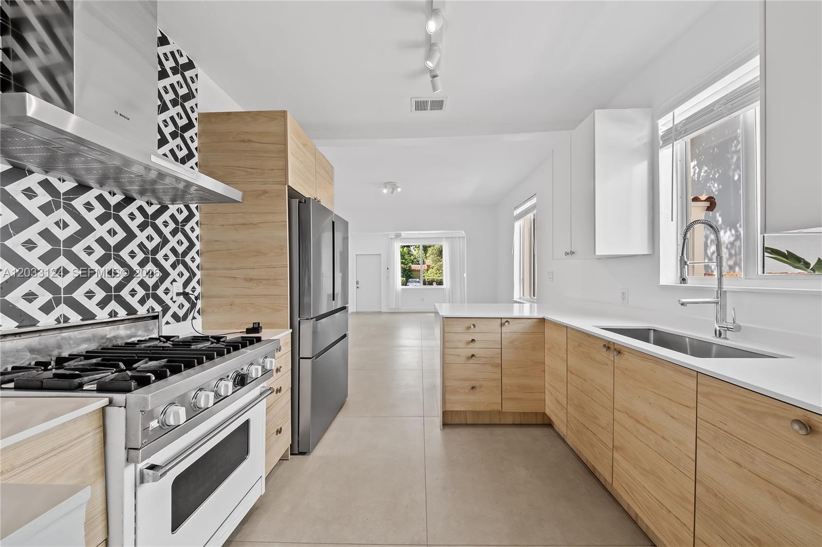 565 NW 44th Street, Miami, FL 33127, Miami