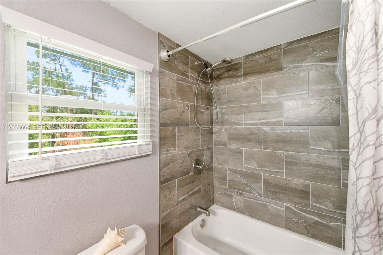 425 Orange Boulevard — photo 7