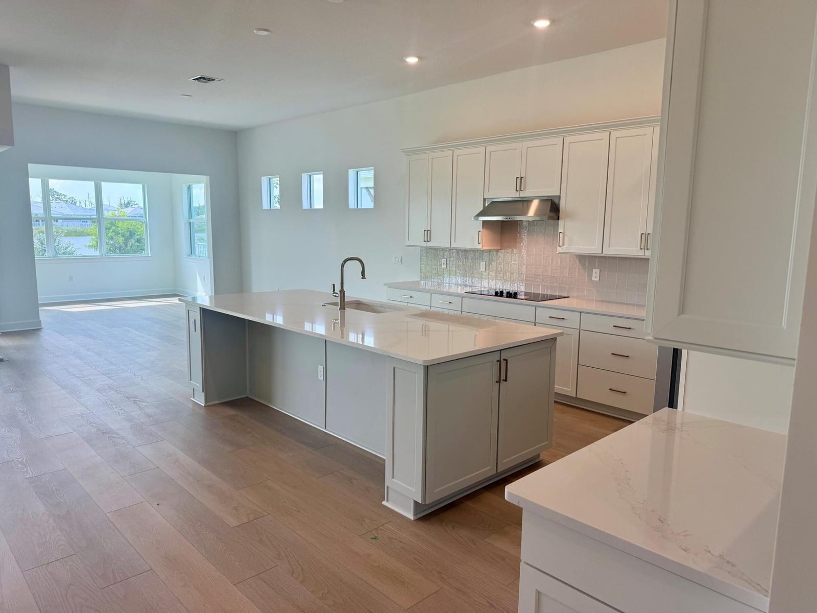10470 SW Highpointe Drive 127 — photo 11