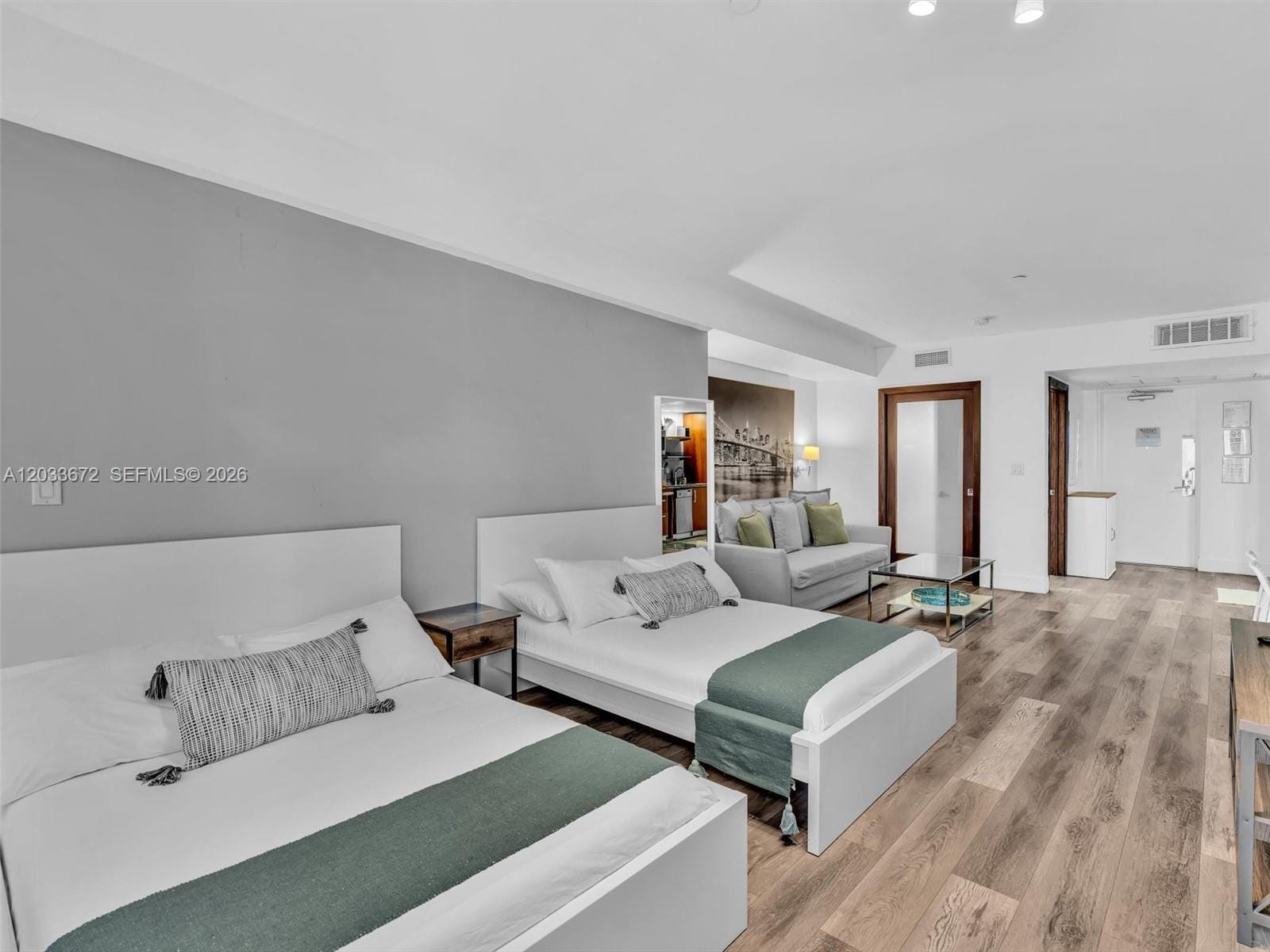 1052 Ocean Drive C203, Miami Beach, FL 33139 photo 19