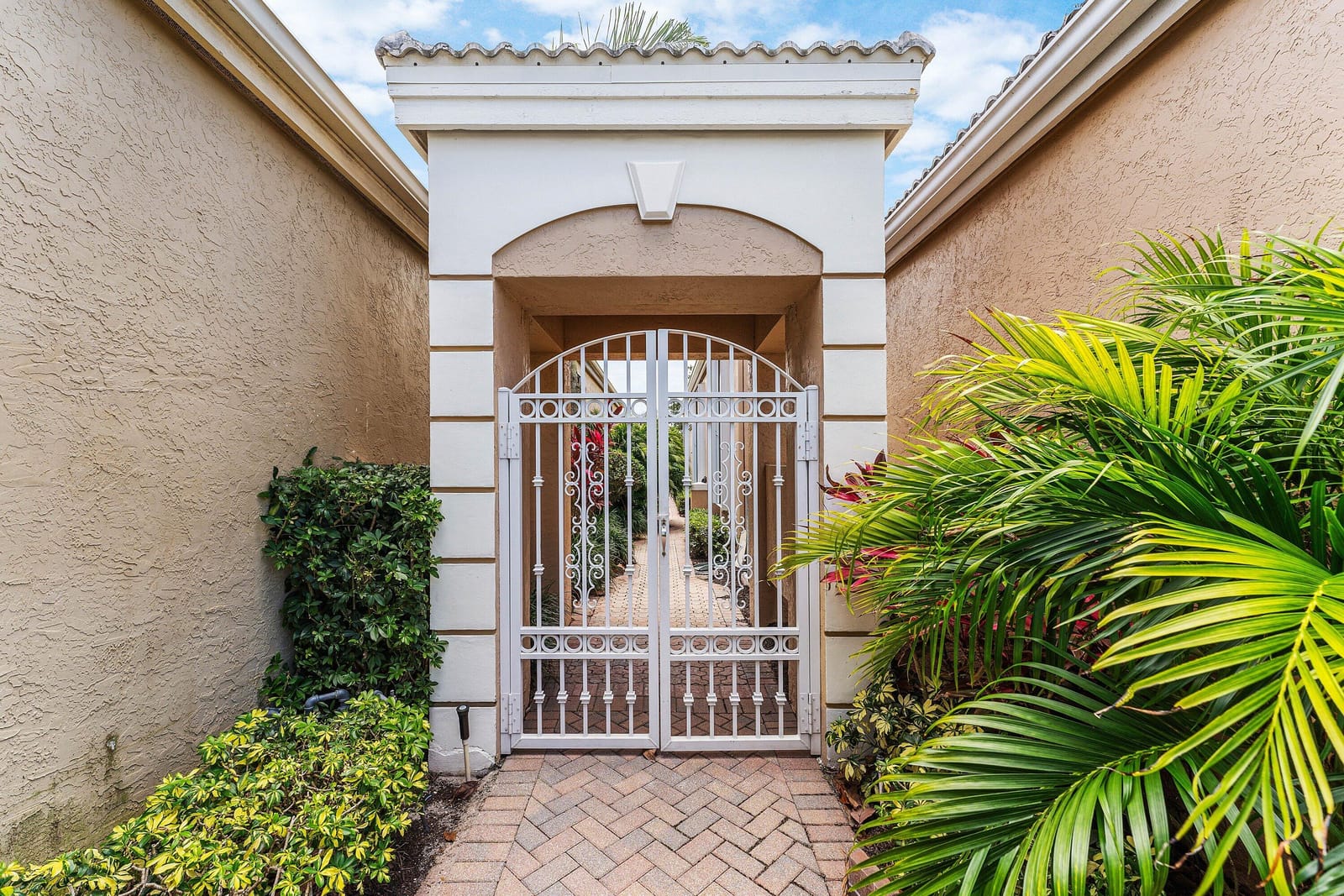 247 Coral Cay Terrace, Palm Beach Gardens, FL 33418 photo 5